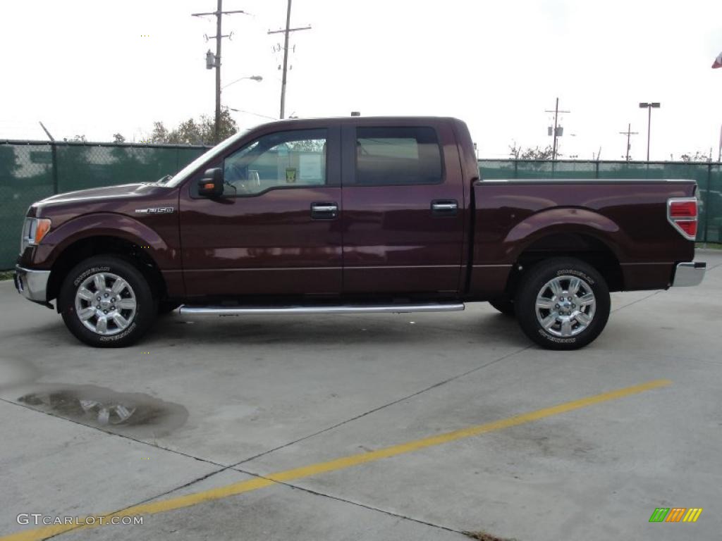 2010 F150 XLT SuperCrew - Vermillion Red / Medium Stone photo #6