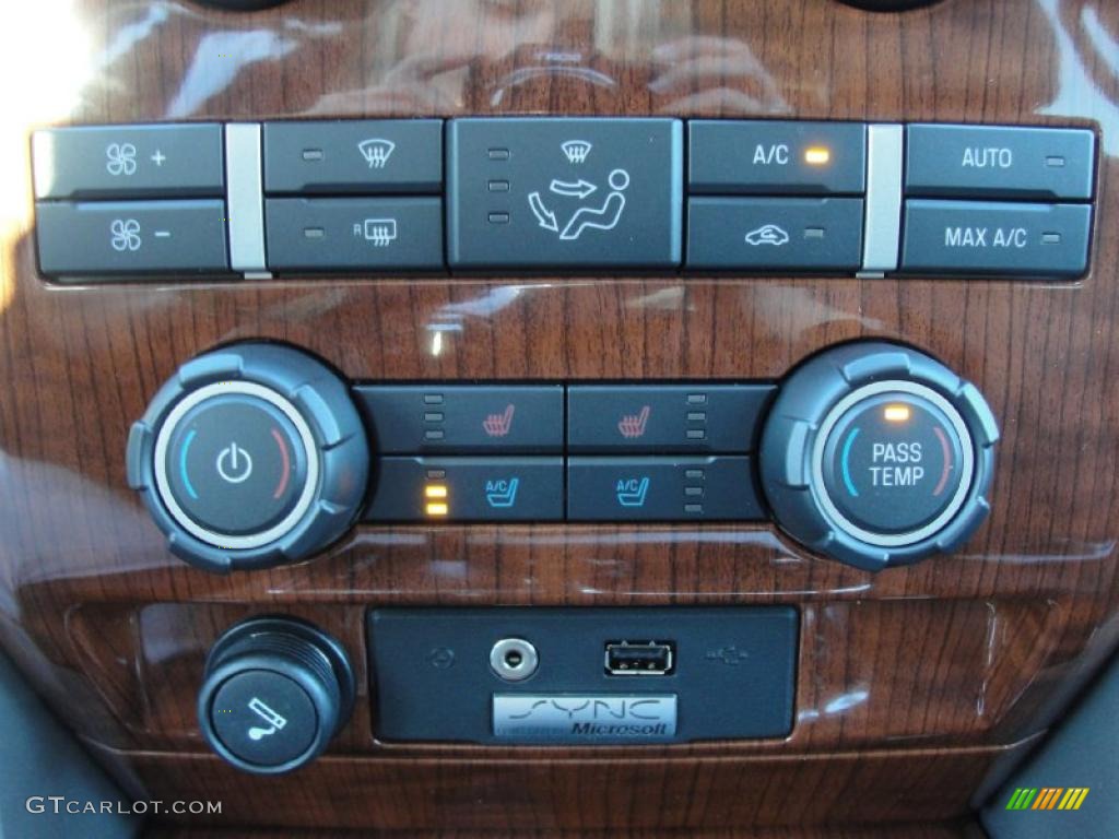2010 F150 Lariat SuperCrew - Ingot Silver Metallic / Black photo #29