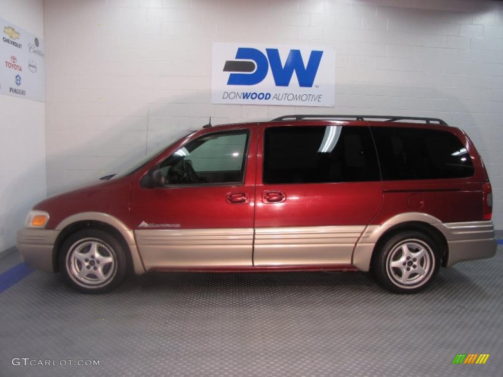 2002 Montana MontanaVision AWD - Redfire Metallic / Taupe photo #5