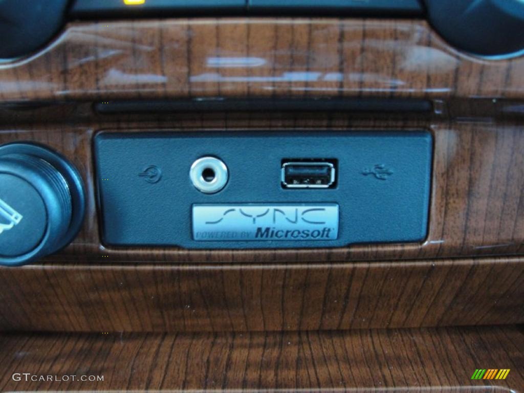 2010 F150 Lariat SuperCrew - Ingot Silver Metallic / Black photo #30
