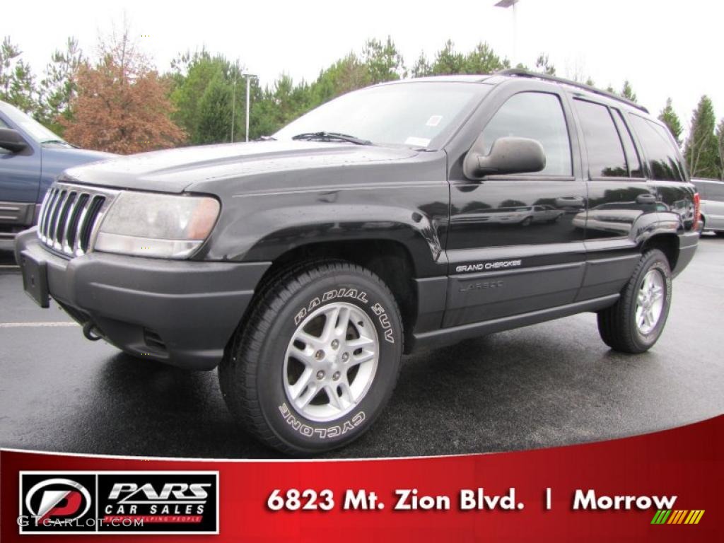 2003 Grand Cherokee Laredo 4x4 - Brilliant Black / Dark Slate Gray photo #1