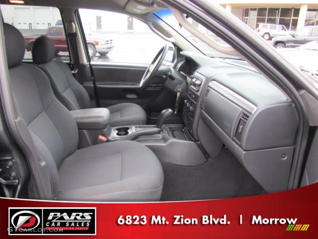 2003 Grand Cherokee Laredo 4x4 - Brilliant Black / Dark Slate Gray photo #11