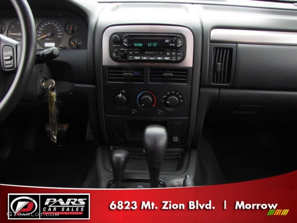 2003 Grand Cherokee Laredo 4x4 - Brilliant Black / Dark Slate Gray photo #12