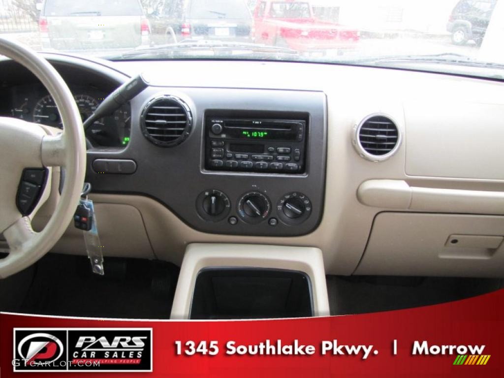 2003 Expedition XLT - Dark Shadow Grey Metallic / Medium Parchment photo #11