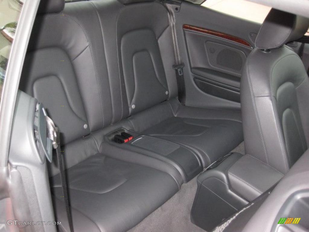 Black Interior 2010 Audi A5 2.0T quattro Cabriolet Photo #41606581