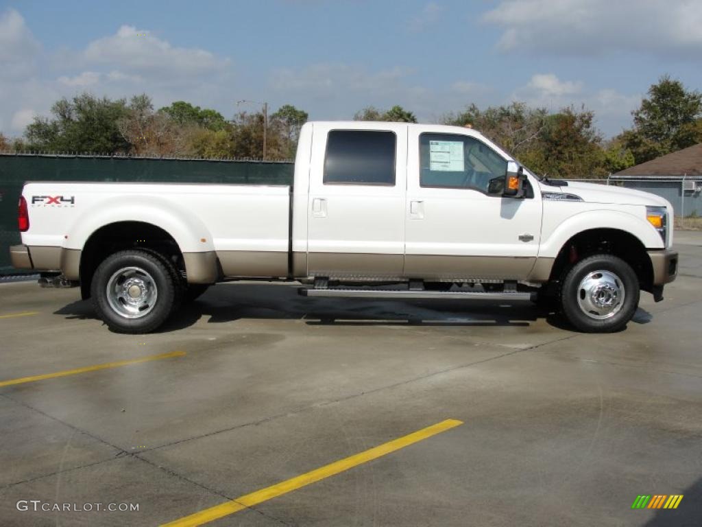 White Platinum Tri-Coat Metallic 2011 Ford F350 Super Duty King Ranch Crew Cab 4x4 Dually Exterior Photo #41607085