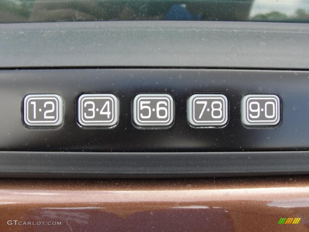 2011 Ford Expedition EL King Ranch Controls Photo #41607953
