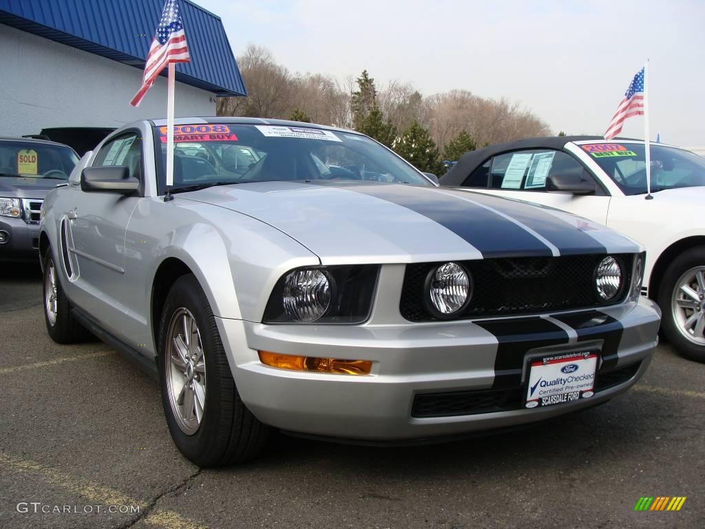 2008 Mustang V6 Premium Coupe - Brilliant Silver Metallic / Light Graphite photo #3
