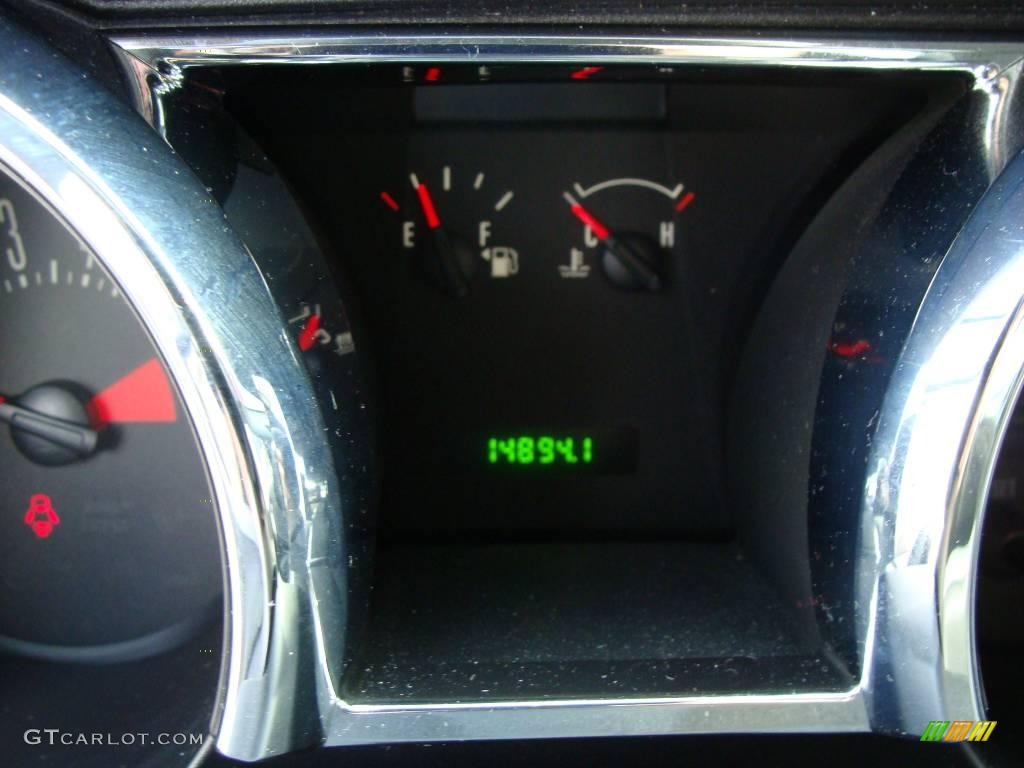 2008 Mustang V6 Premium Coupe - Brilliant Silver Metallic / Light Graphite photo #19