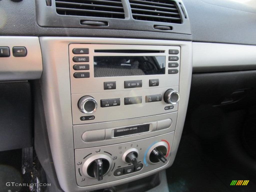 2006 Chevrolet Cobalt SS Coupe Controls Photo #41611304