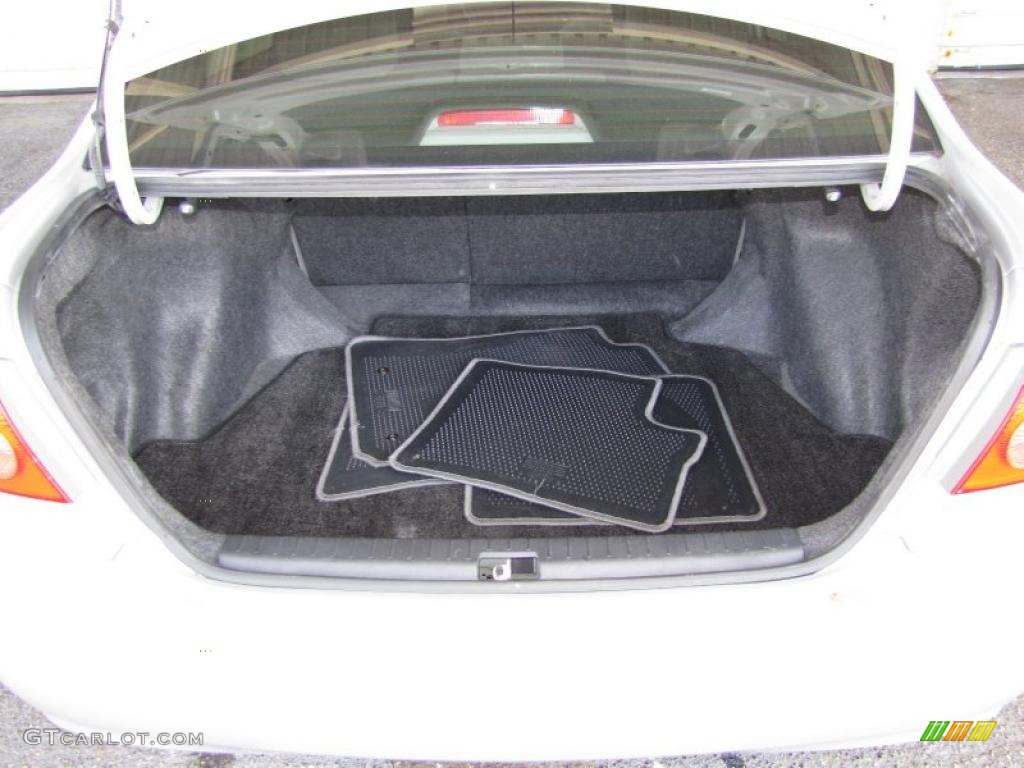 2008 Toyota Corolla LE Trunk Photo #41611484