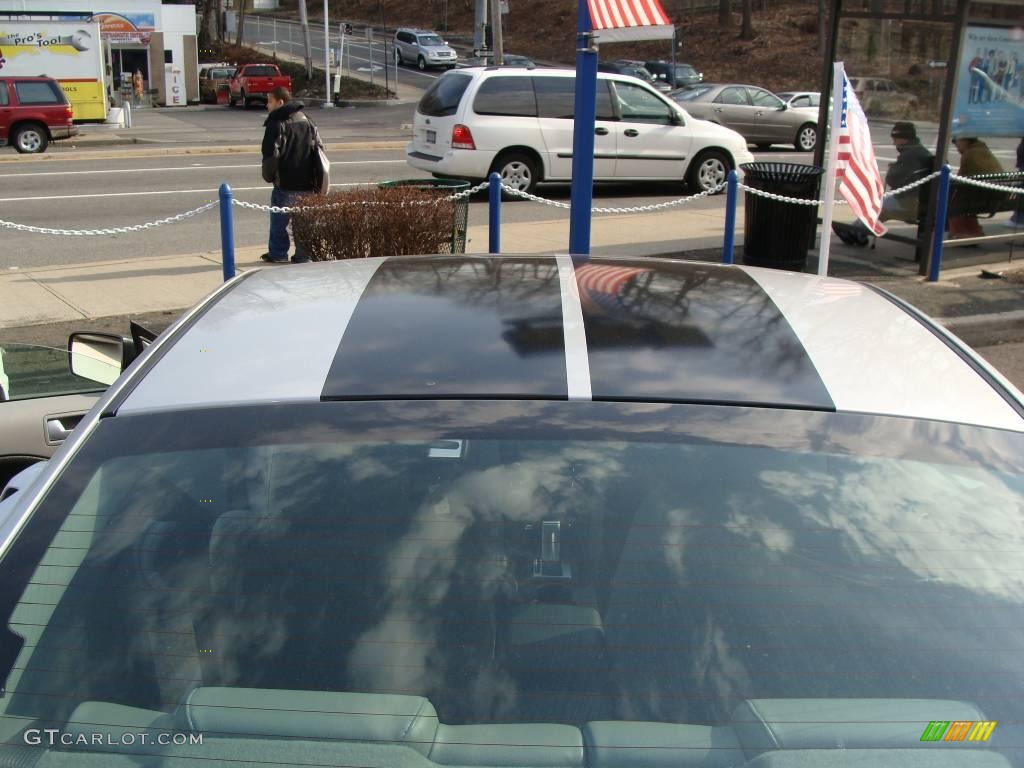 2008 Mustang V6 Premium Coupe - Brilliant Silver Metallic / Light Graphite photo #24