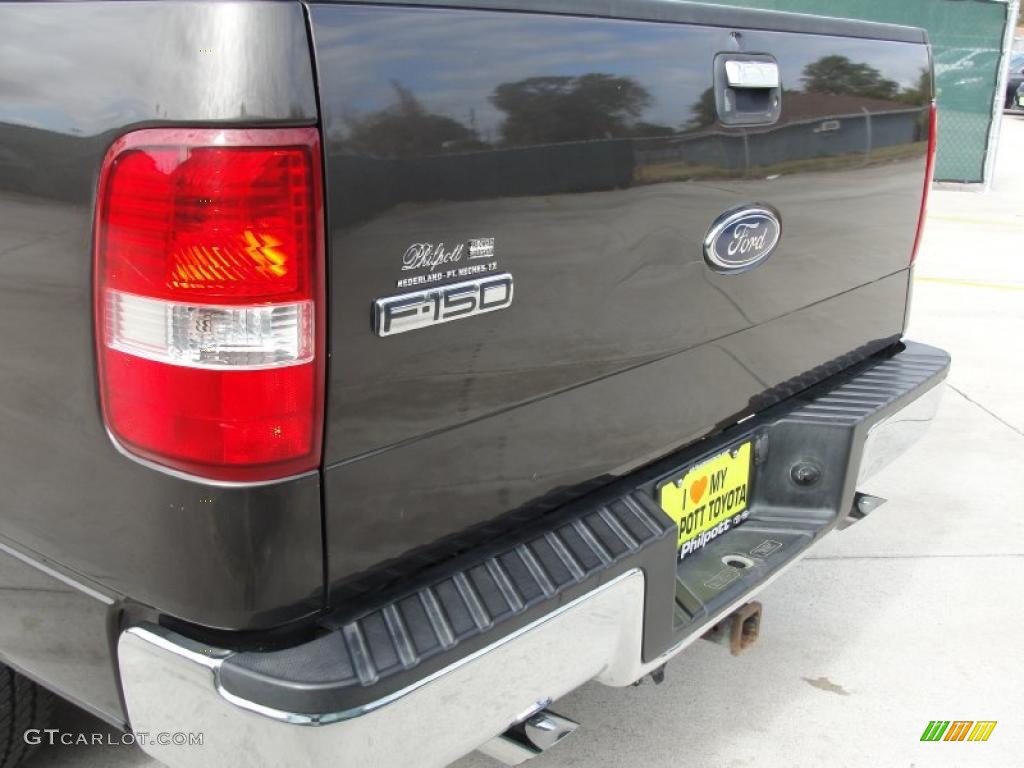 2005 F150 XLT SuperCrew - Dark Stone Metallic / Tan photo #17