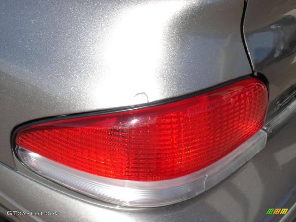 1999 Cirrus LXi - Bright Platinum Metallic / Agate photo #34