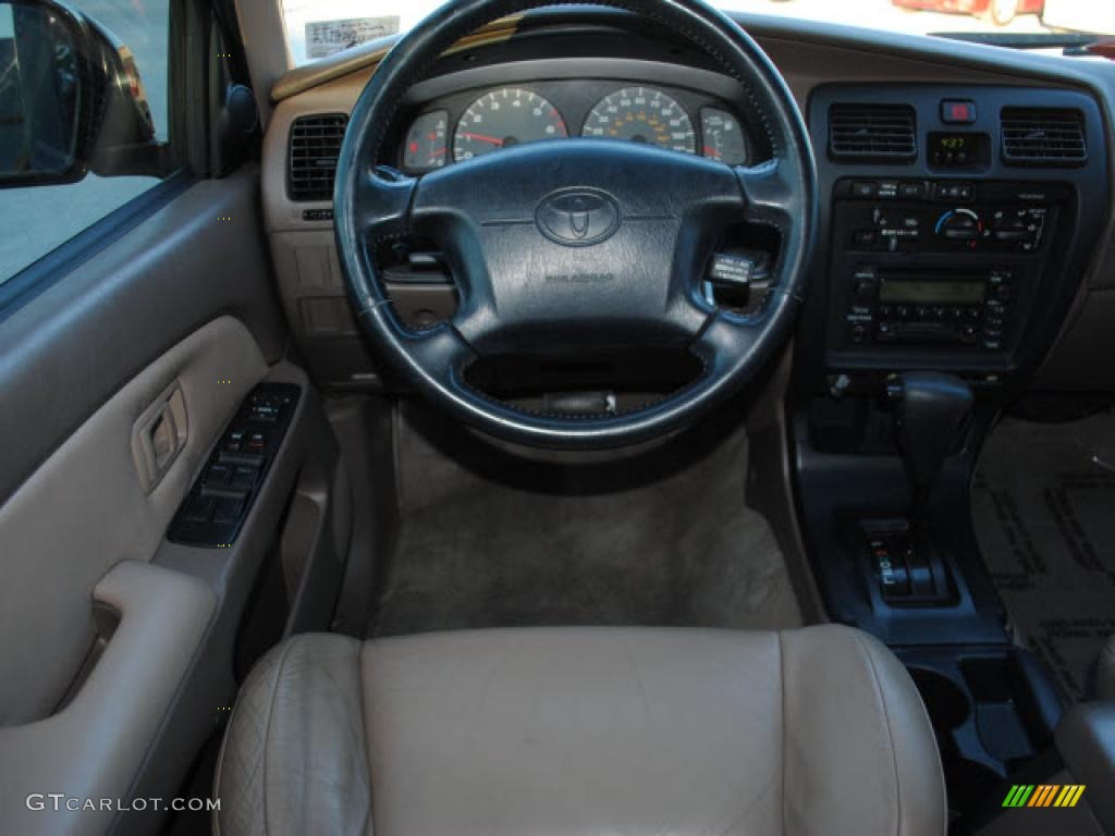 2000 4Runner SR5 - Black / Oak photo #9