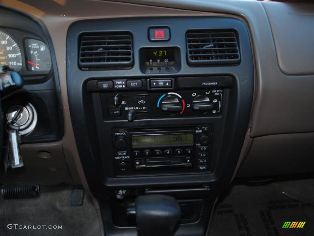 2000 4Runner SR5 - Black / Oak photo #11