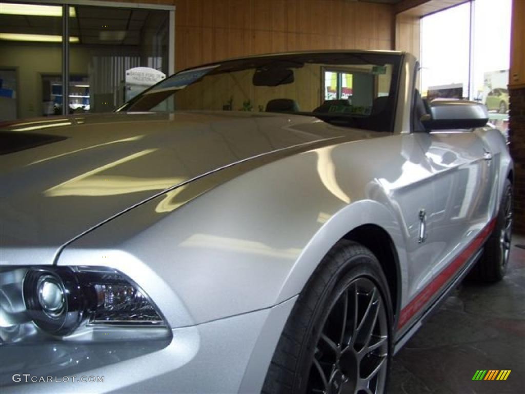 2011 Mustang Shelby GT500 SVT Performance Package Convertible - Ingot Silver Metallic / Charcoal Black/Red photo #5