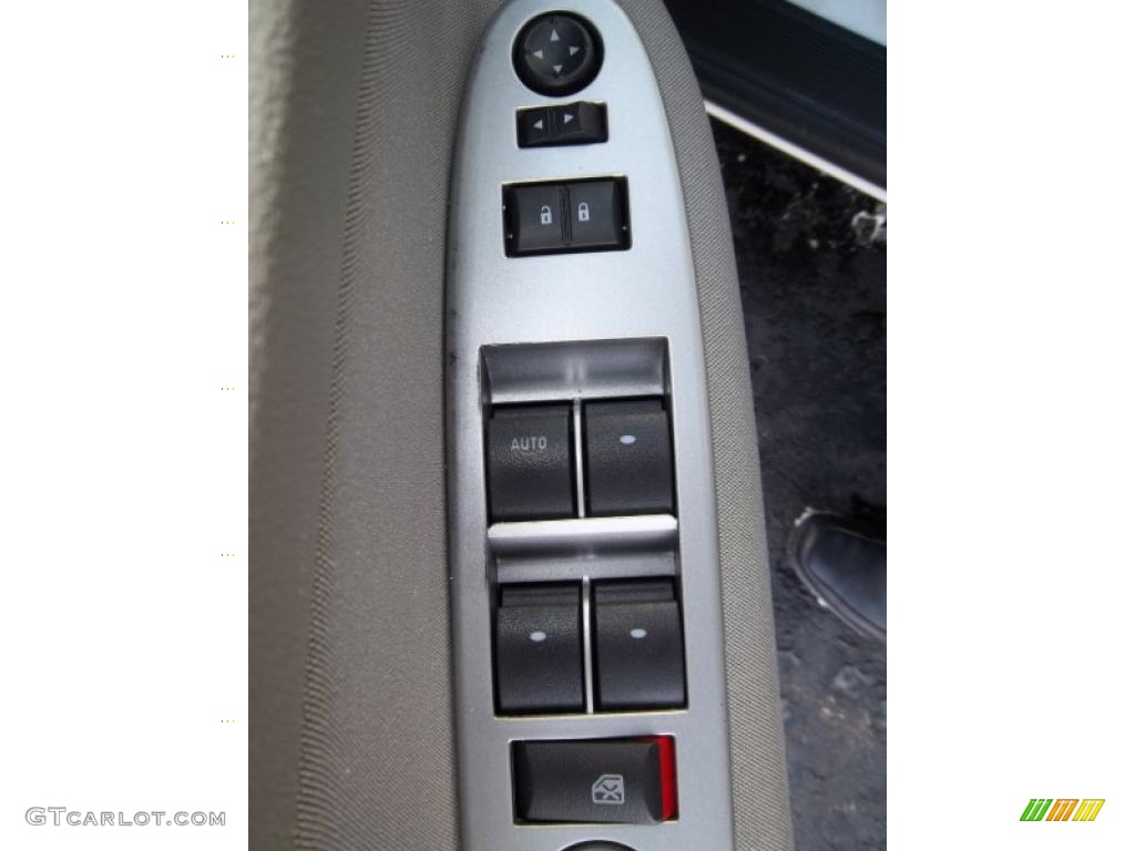 2010 Cobalt LT Sedan - Summit White / Ebony photo #17