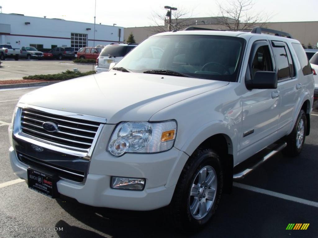 2008 Explorer XLT 4x4 - White Suede / Black/Stone photo #1