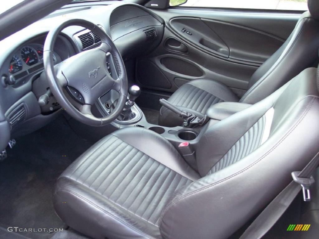 Dark Charcoal Interior 2004 Ford Mustang Mach 1 Coupe Photo #41626582