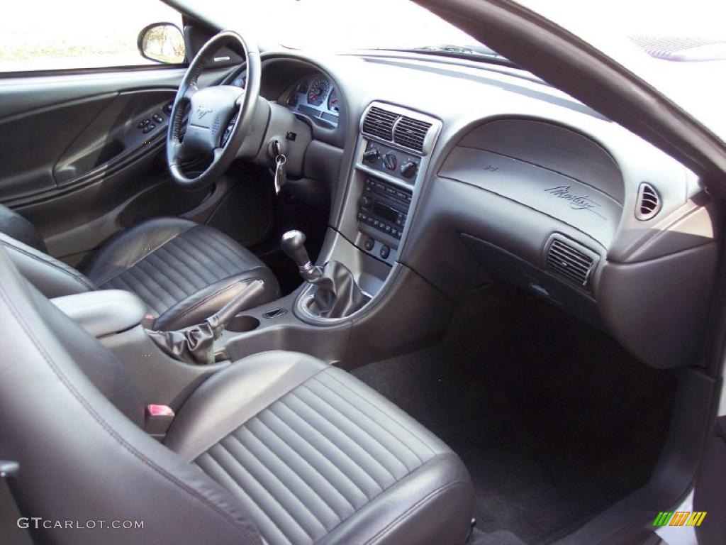 2004 Ford Mustang Mach 1 Coupe Dark Charcoal Dashboard Photo #41626642