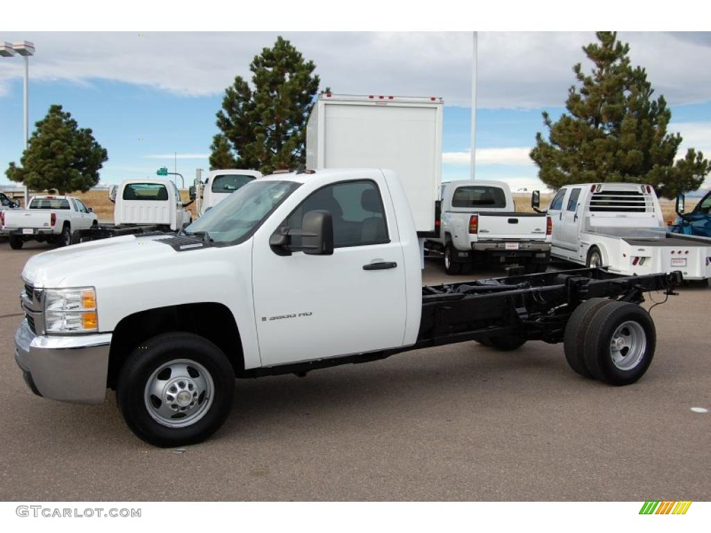 2008 Silverado 3500HD Regular Cab Chassis - Summit White / Dark Titanium photo #1