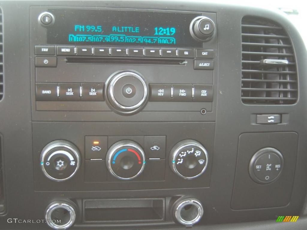 2008 Silverado 3500HD Regular Cab Chassis - Summit White / Dark Titanium photo #14