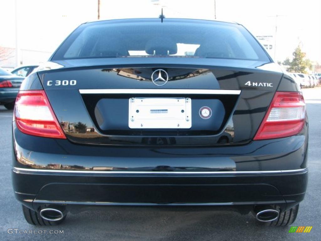 2011 Mercedes-Benz C 300 Luxury 4Matic Marks and Logos Photos