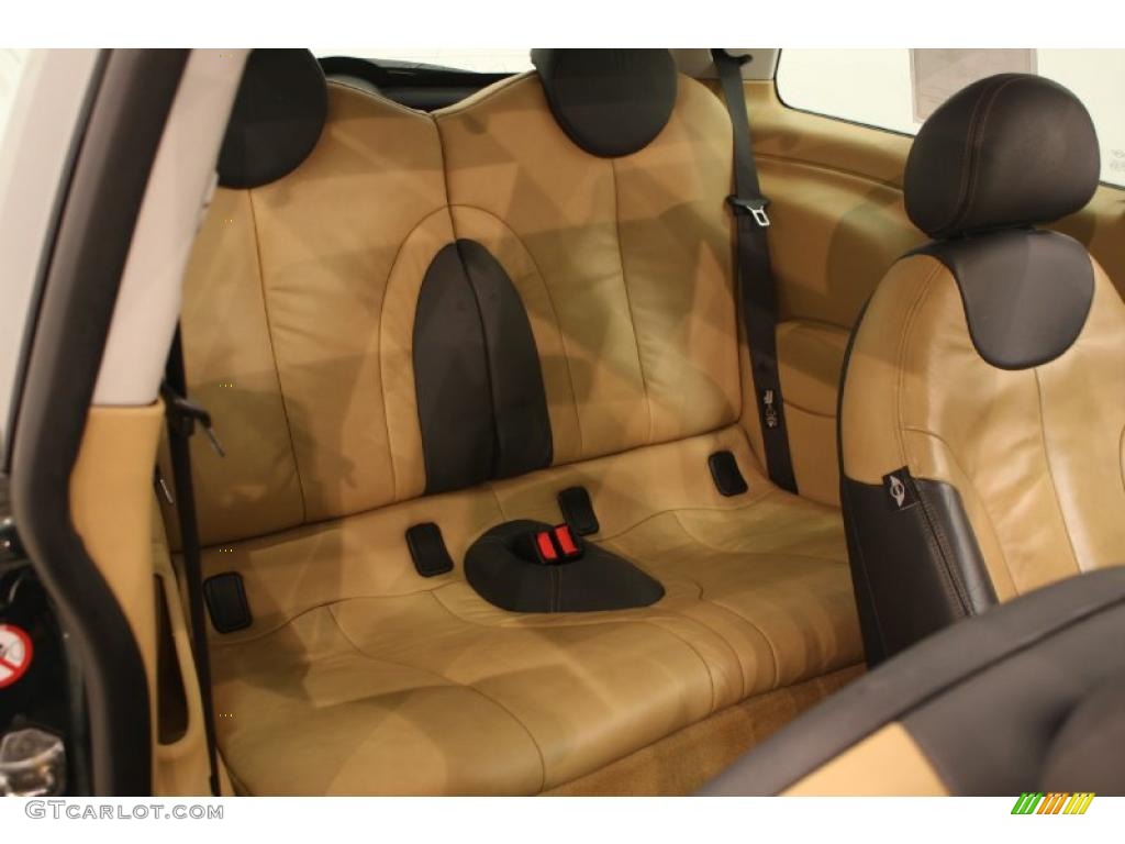 2002 Cooper Hardtop - British Racing Green Metallic / Cordoba Beige photo #15