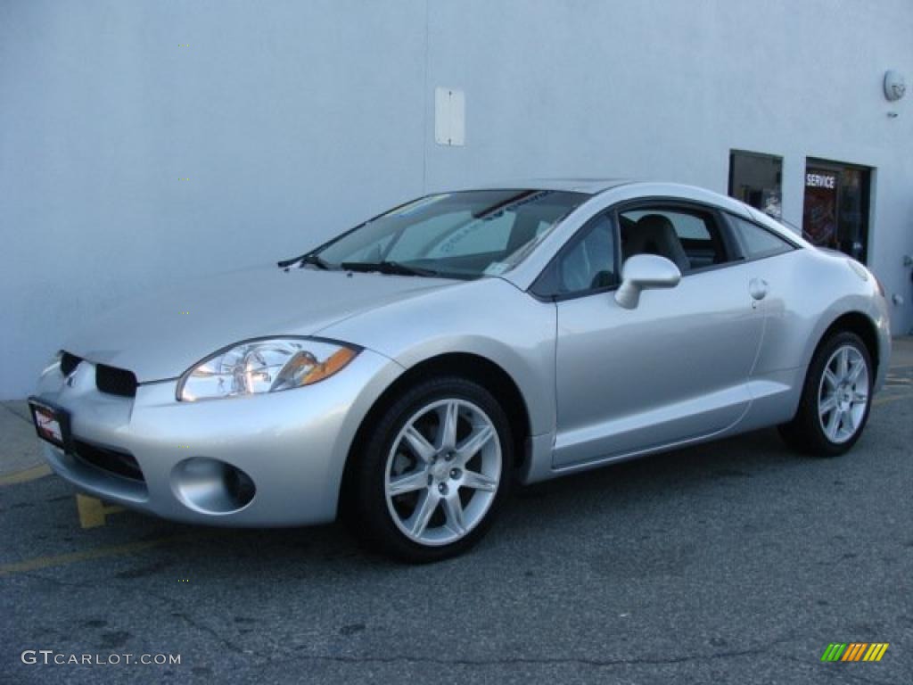 Liquid Silver Metallic 2007 Mitsubishi Eclipse SE Coupe Exterior Photo #41630229