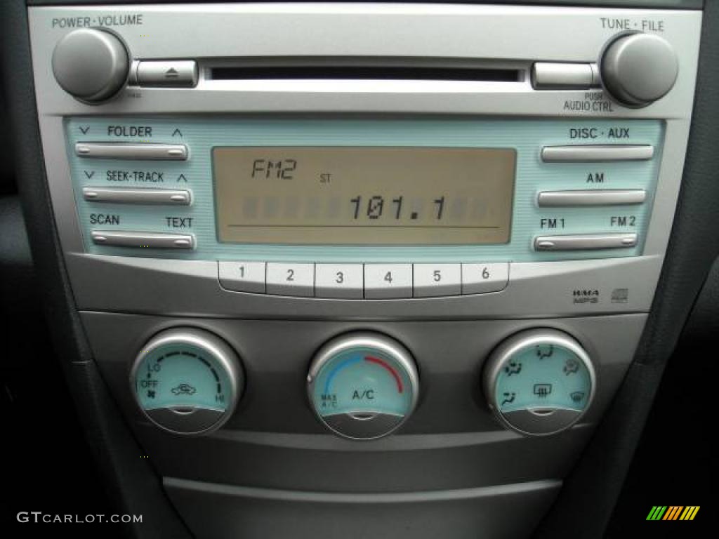 2008 Camry SE - Super White / Dark Charcoal photo #18