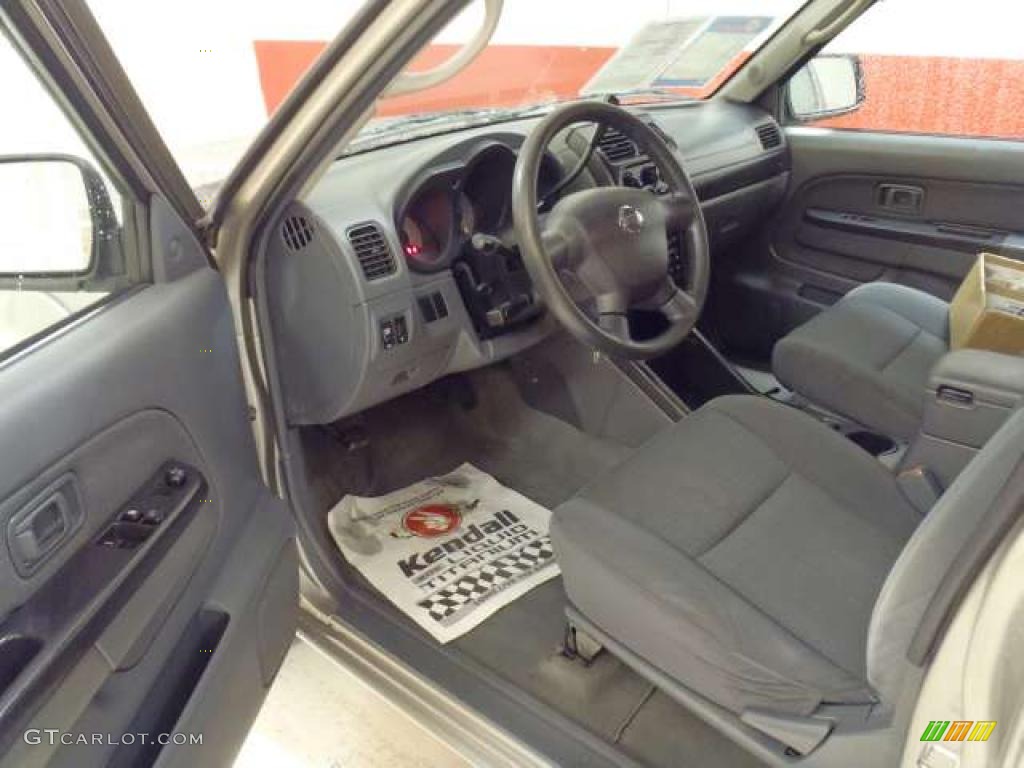 2004 Nissan Frontier XE King Cab Interior Color Photos