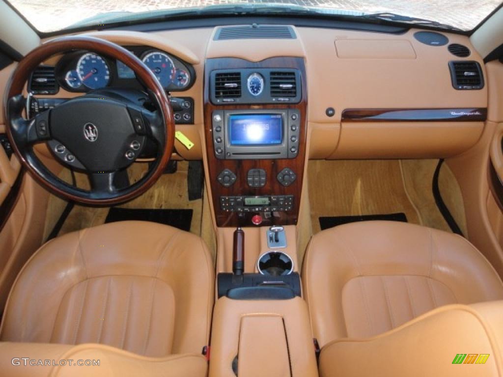 2005 Maserati Quattroporte Standard Quattroporte Model Cuoio Dashboard Photo #41634511