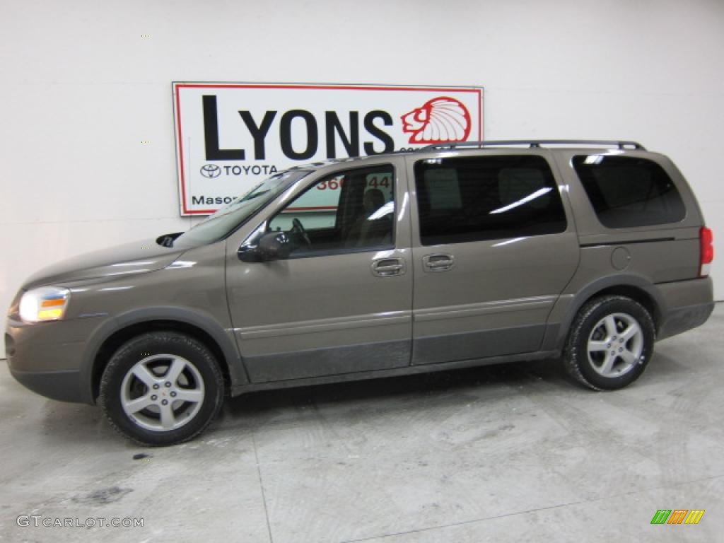 2005 Montana SV6 FWD - Dark Bronzemist Metallic / Cashmere photo #1