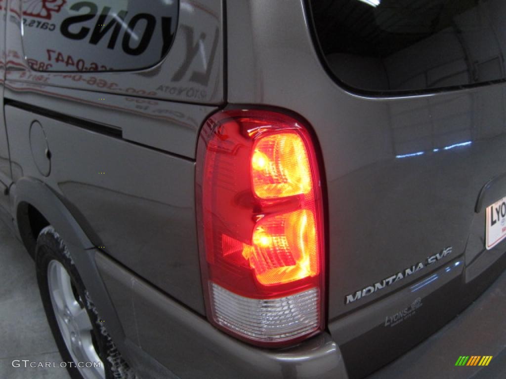 2005 Montana SV6 FWD - Dark Bronzemist Metallic / Cashmere photo #2