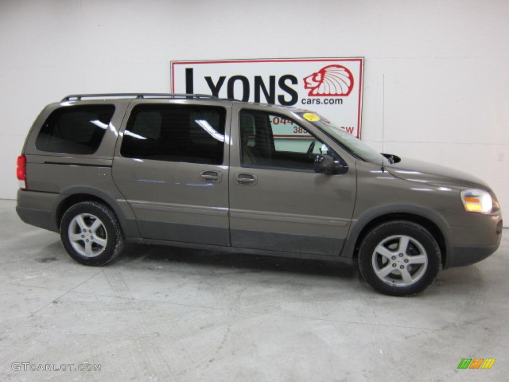 2005 Montana SV6 FWD - Dark Bronzemist Metallic / Cashmere photo #17