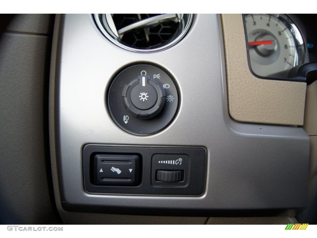 2010 F150 King Ranch SuperCrew 4x4 - Tuxedo Black / Chapparal Leather photo #43