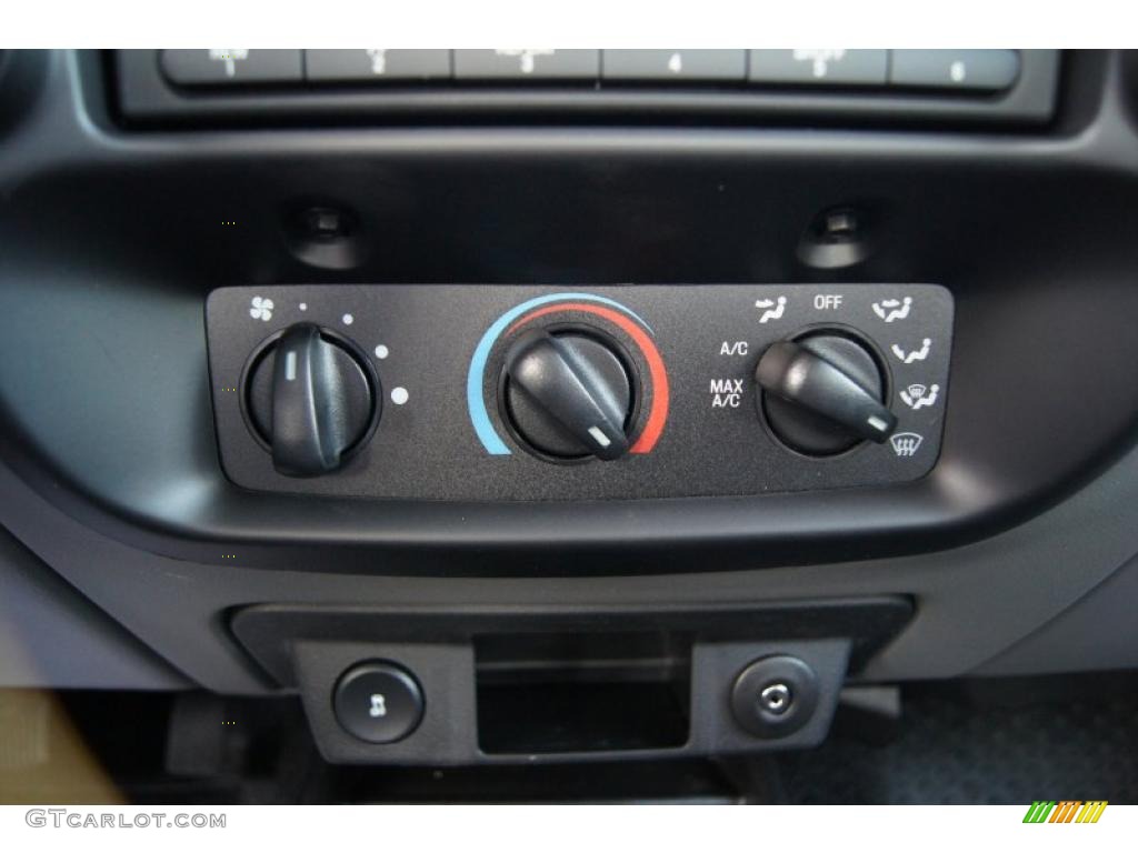 2011 Ford Ranger Sport SuperCab Controls Photo #41639296
