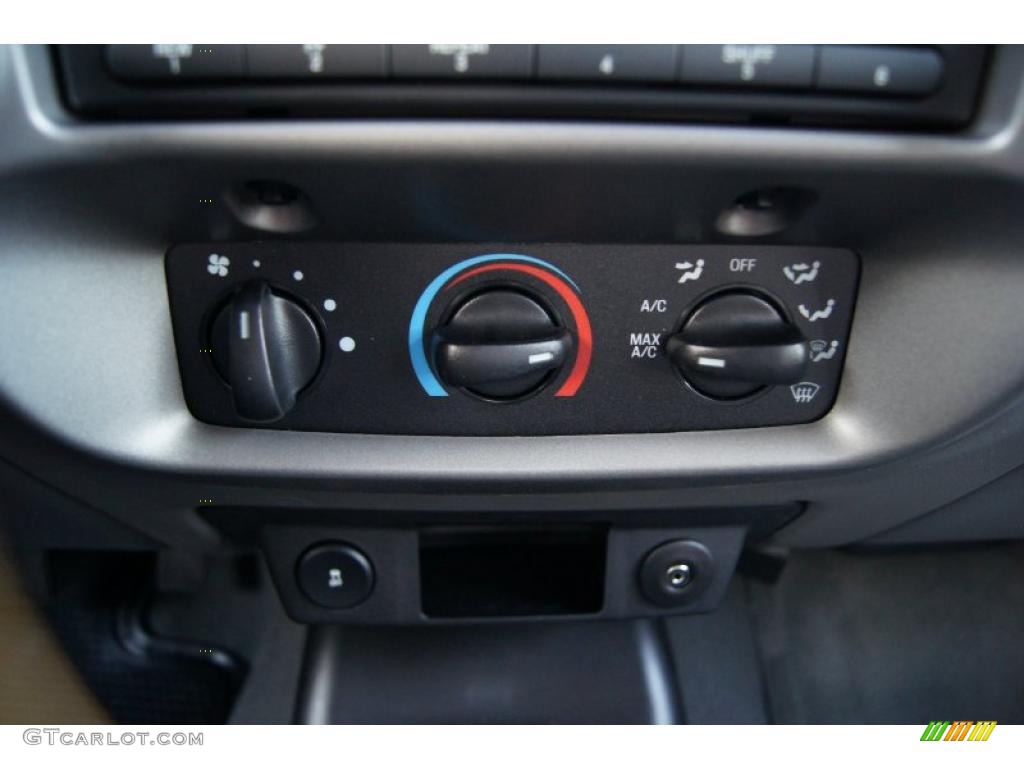 2011 Ford Ranger XLT SuperCab Controls Photo #41639771