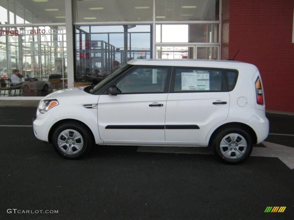 Clear White 2011 Kia Soul 1.6 Exterior Photo #41640459