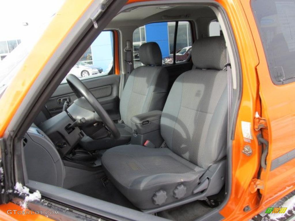 Gray Interior 2003 Nissan Xterra XE V6 4x4 Photo #41640927