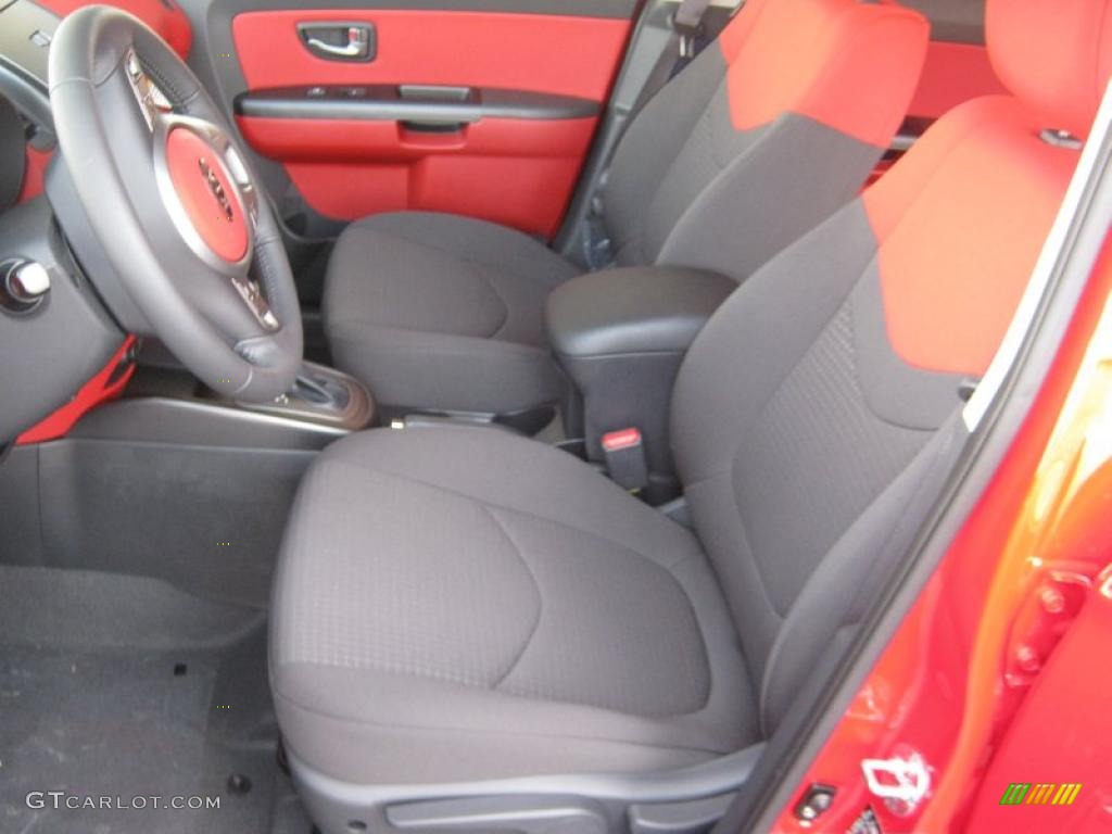 Red/Black Sport Cloth Interior 2011 Kia Soul Sport Photo #41641383