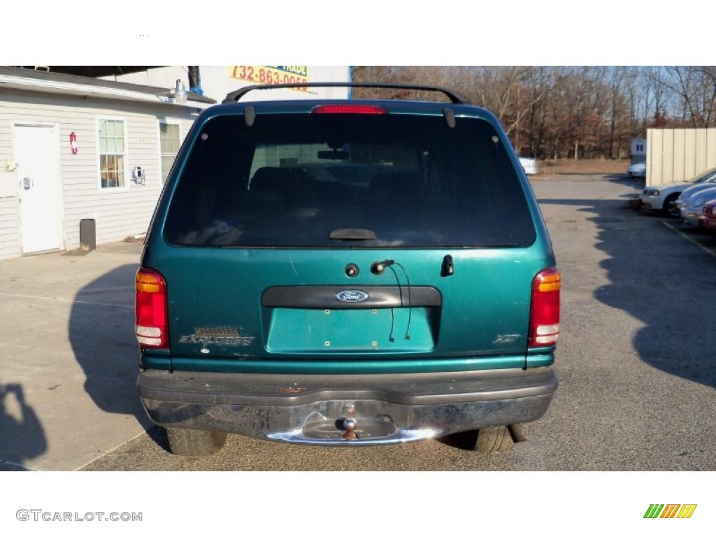 1998 Explorer XLT 4x4 - Pacific Green Metallic / Medium Graphite photo #4