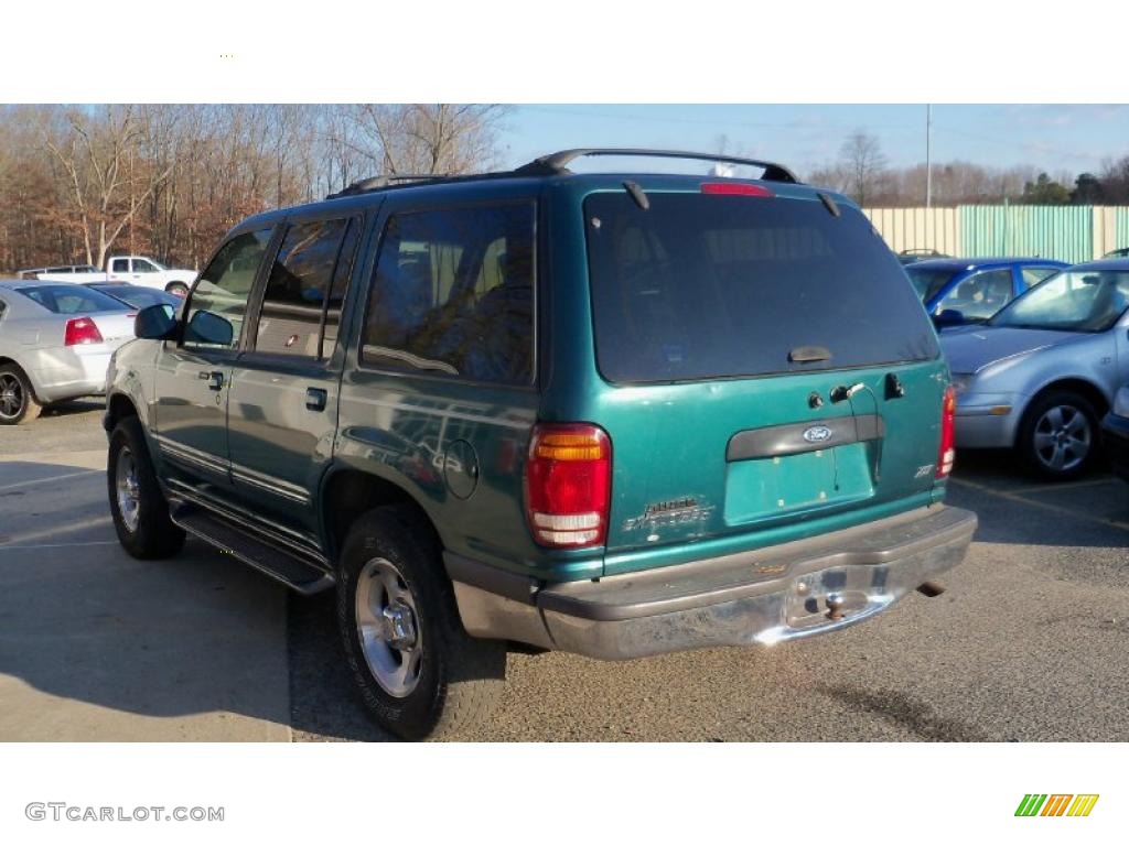 1998 Explorer XLT 4x4 - Pacific Green Metallic / Medium Graphite photo #5