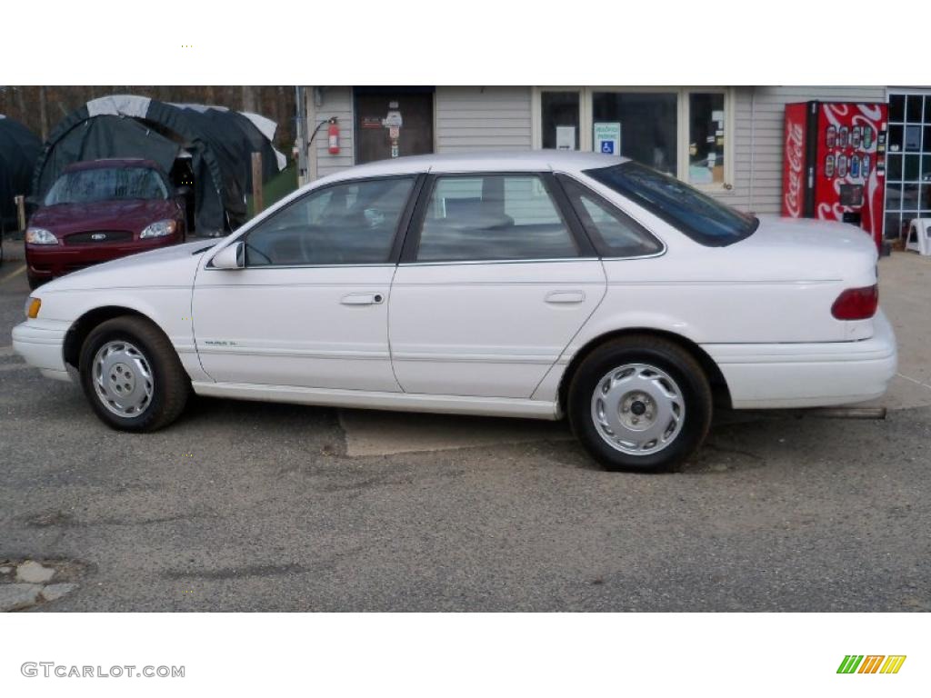 1995 Taurus GL Sedan - Performance White / Blue photo #8
