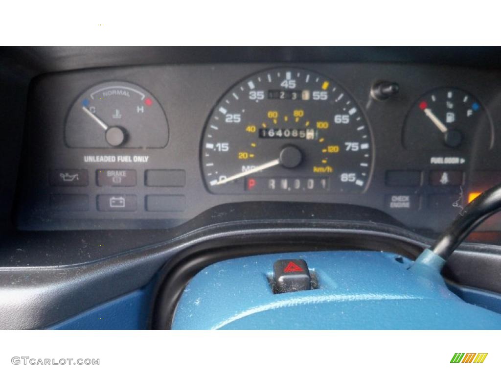 1995 Taurus GL Sedan - Performance White / Blue photo #16