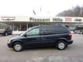 2006 Midnight Blue Pearl Chrysler Town & Country   photo #1