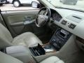 Black - XC90 T6 AWD Photo No. 20