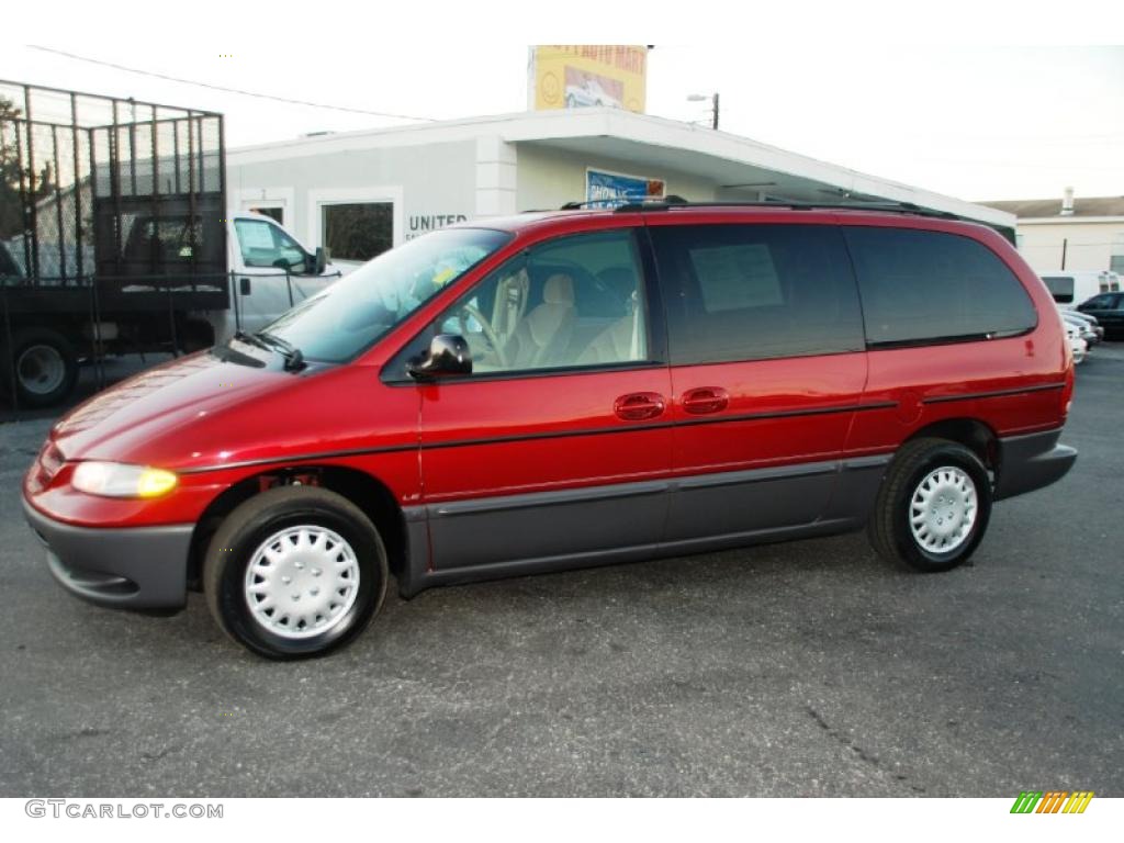 Candy Apple Red Pearl 1996 Dodge Grand Caravan ES Exterior Photo #41644803