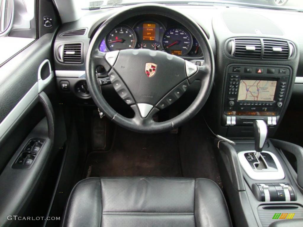 2004 Porsche Cayenne Tiptronic Black Dashboard Photo #41645379